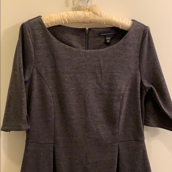 Banana Republic Dark Grey Dress - Picture 4 of 6